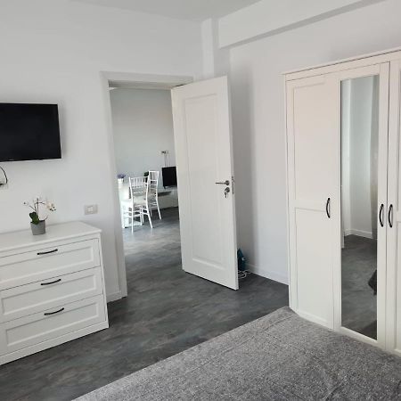 Bya Apartament Mamaia Nord Năvodari Eksteriør billede